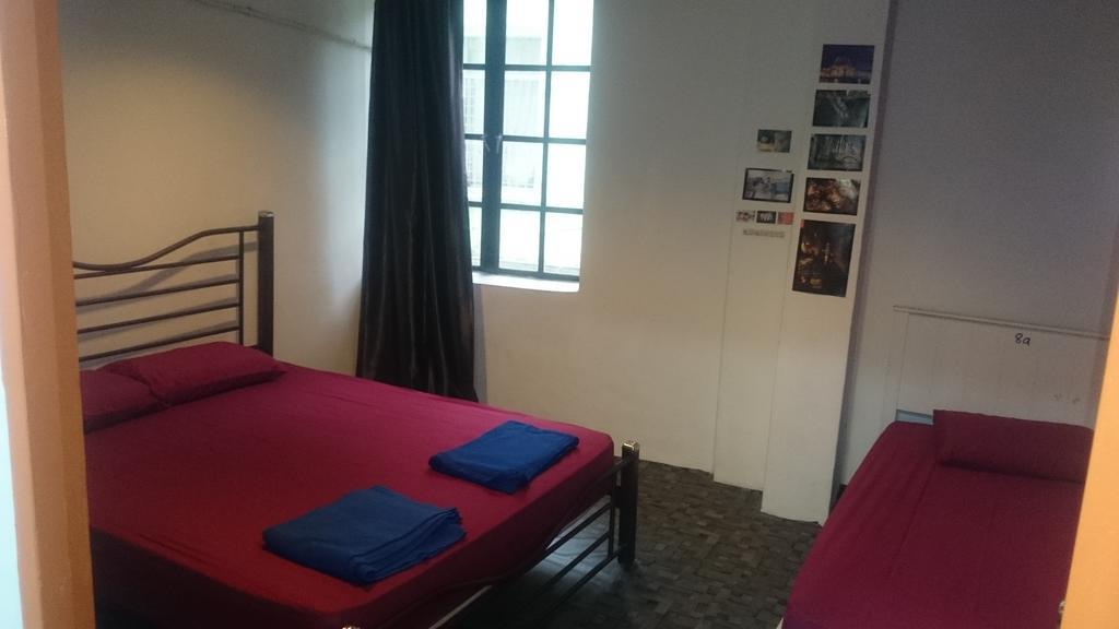 Submarine Guest House Central Market - Kuala Lumpur