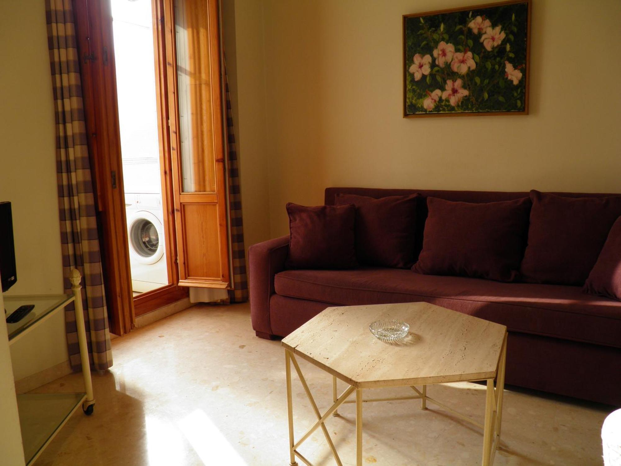 Apartaments St. Jordi Comtal