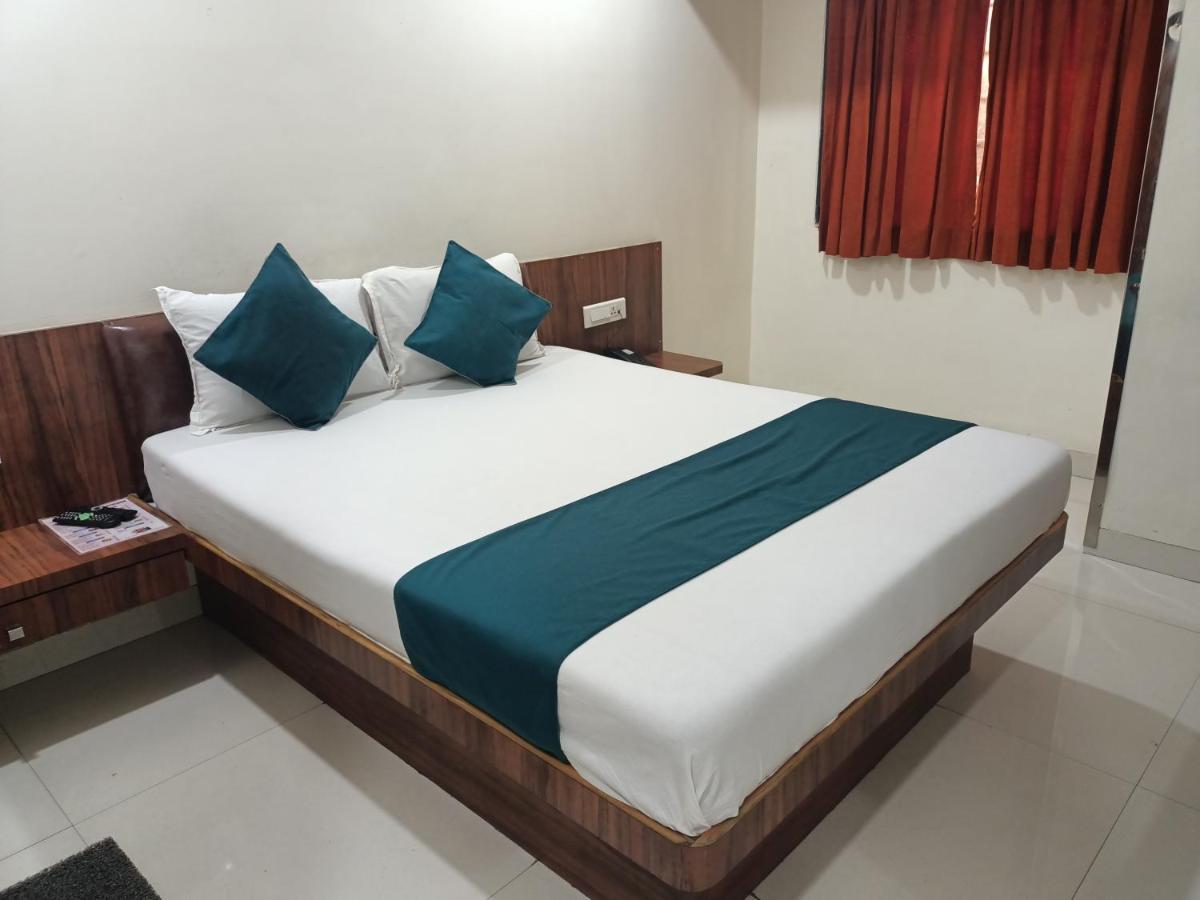 Hotel Samadhan Powai - Mumbai