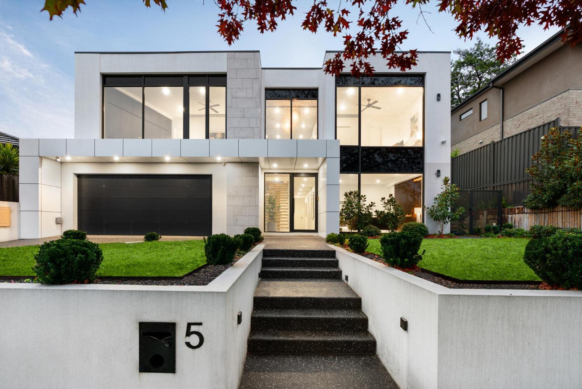 5 Ensuite Luxury Holiday House Balwyn North - Melbourne