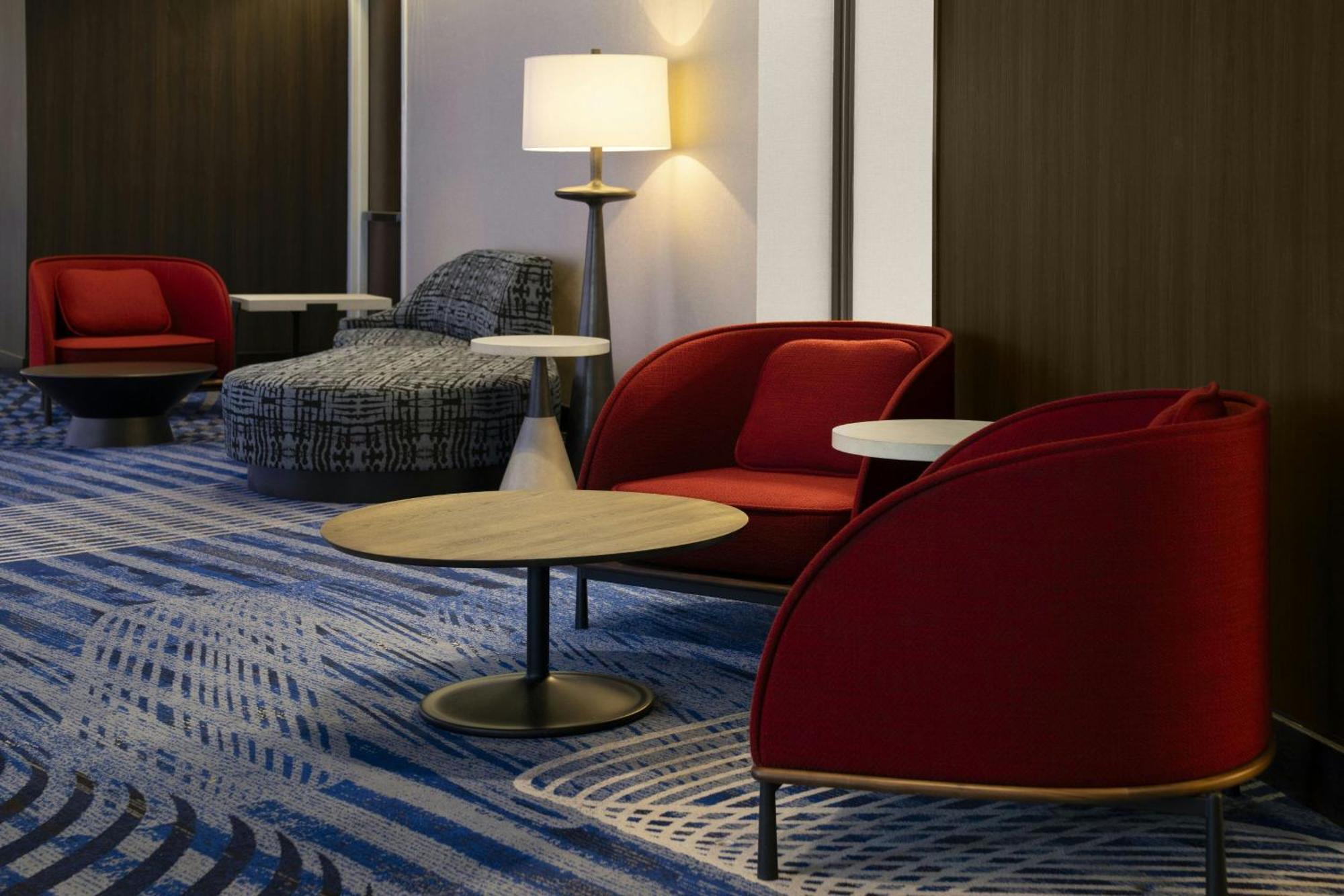Courtyard By Marriott Los Angeles L.A. Live