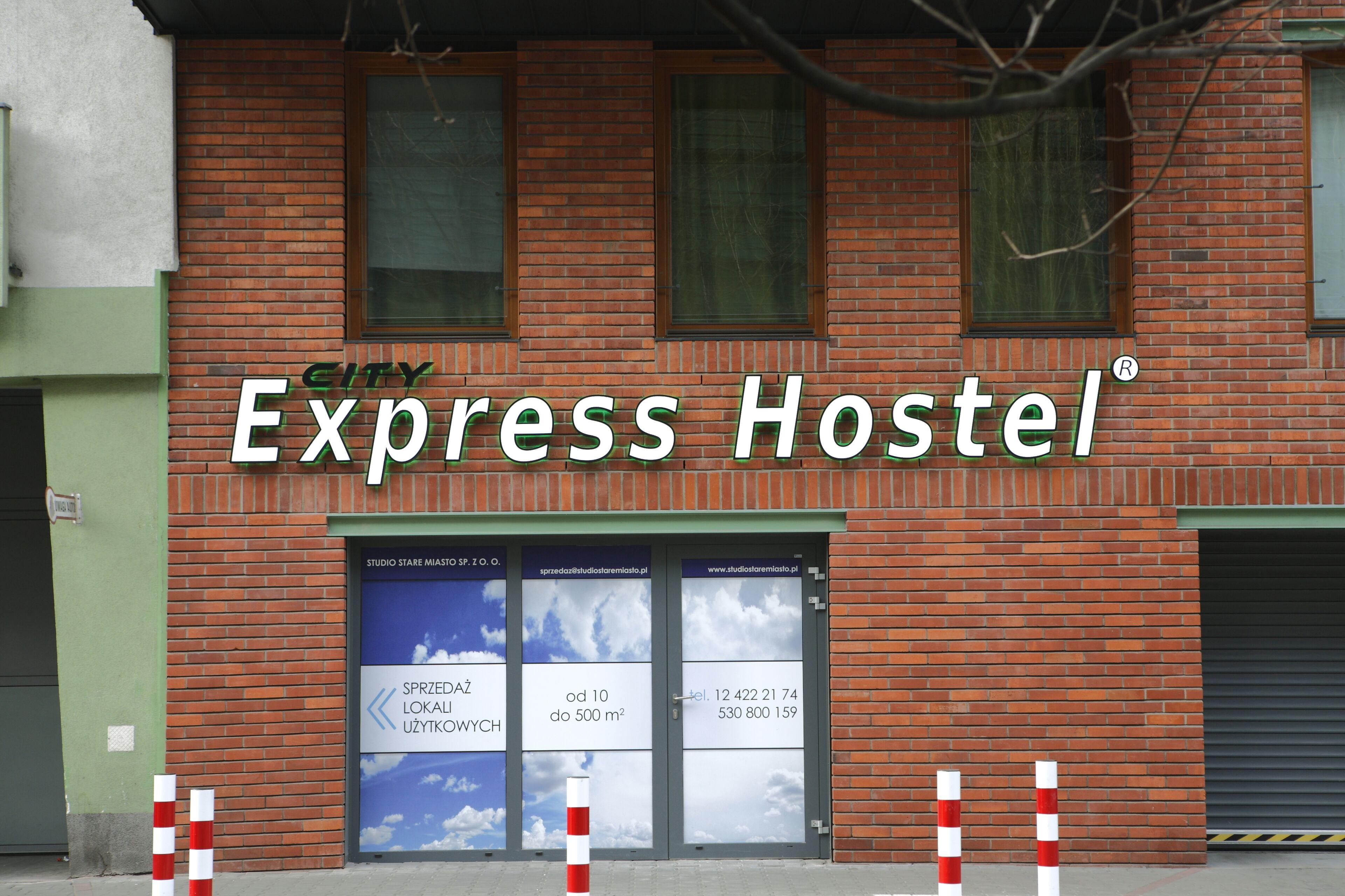 City Express Hostel