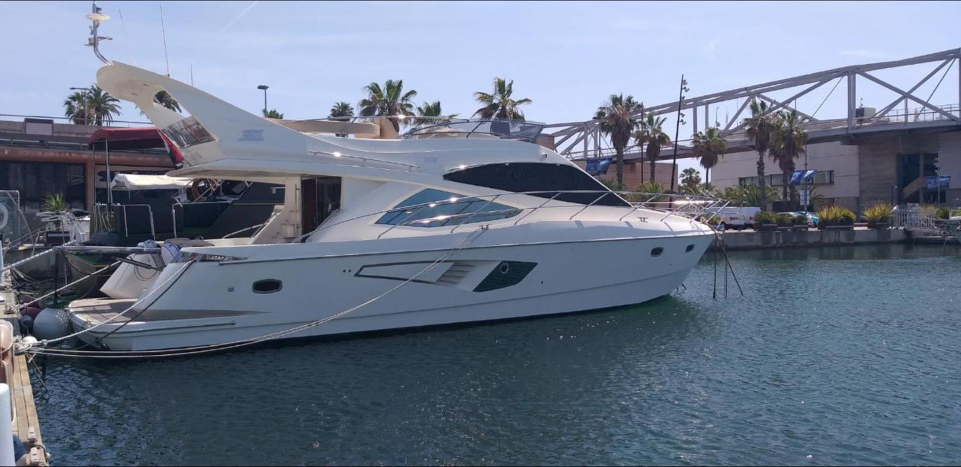 Yacht Pegasus II Hotel - Barcelona