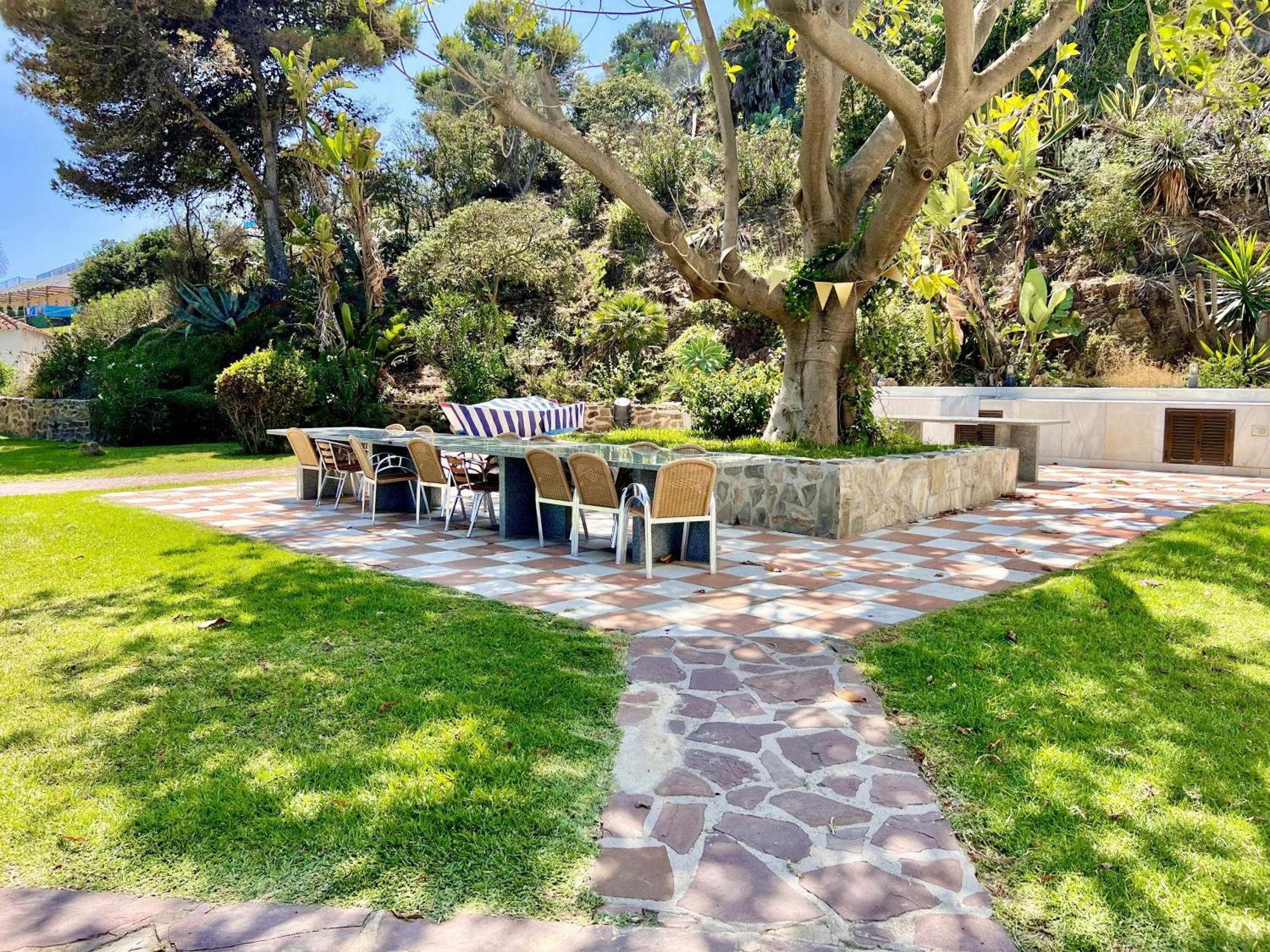 Castle Beach House. Luxury Beachfront Villa - Malaga
