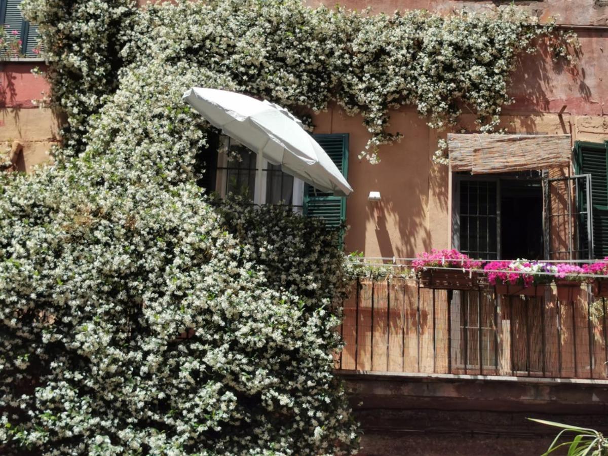Apartments Campo De Fiori