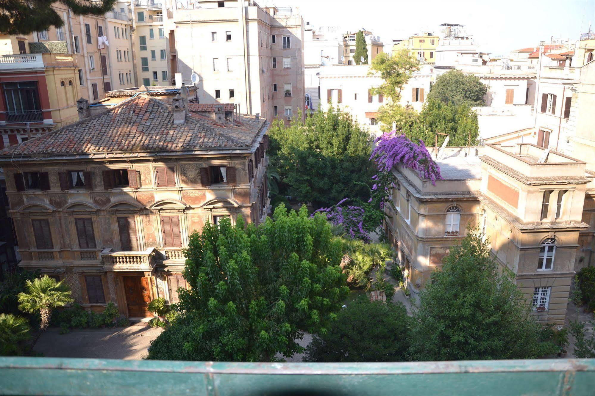 Lucky House Hotel - Rome