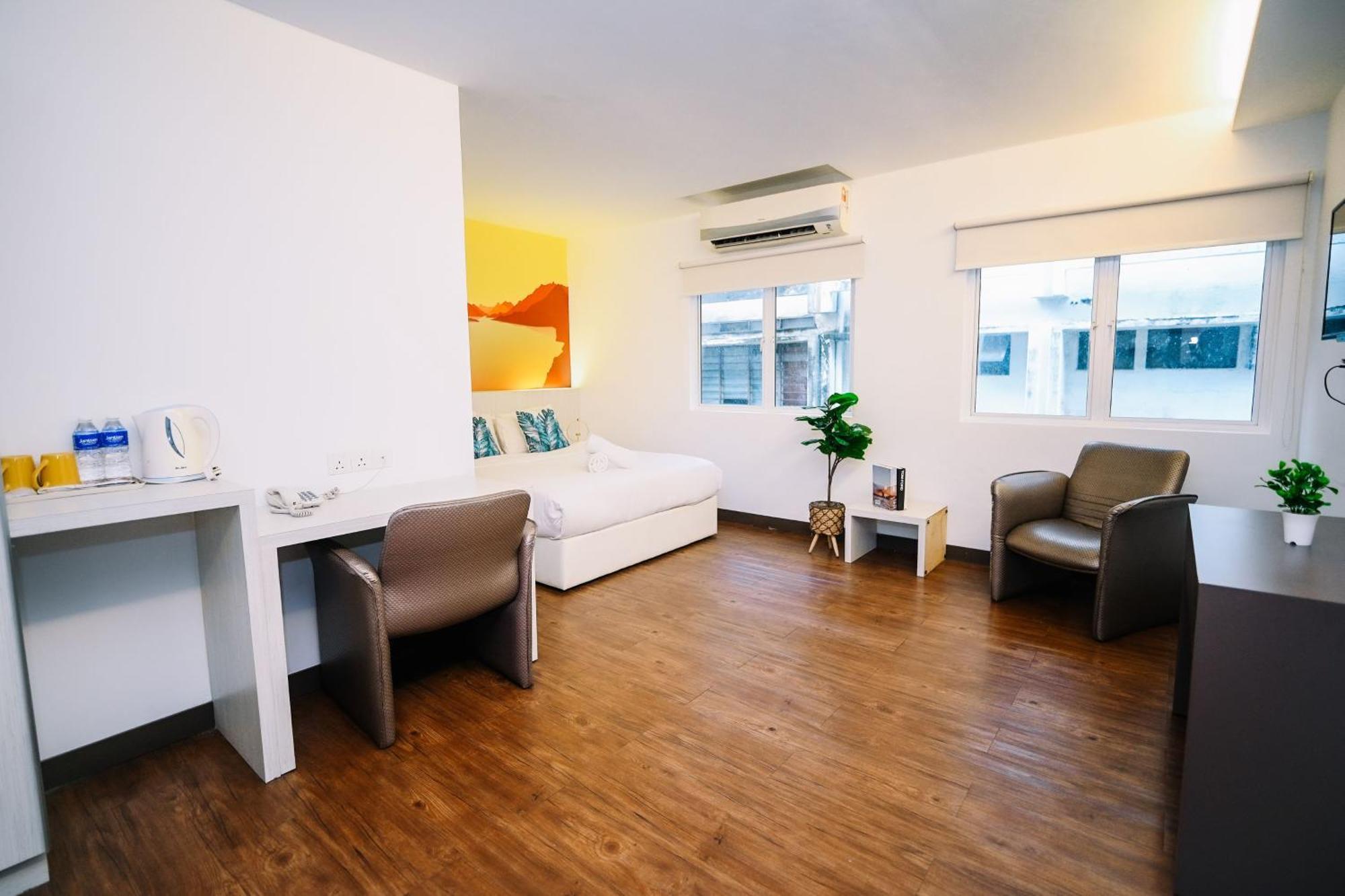 Swing & Pillows - Kl Cheras Maluri