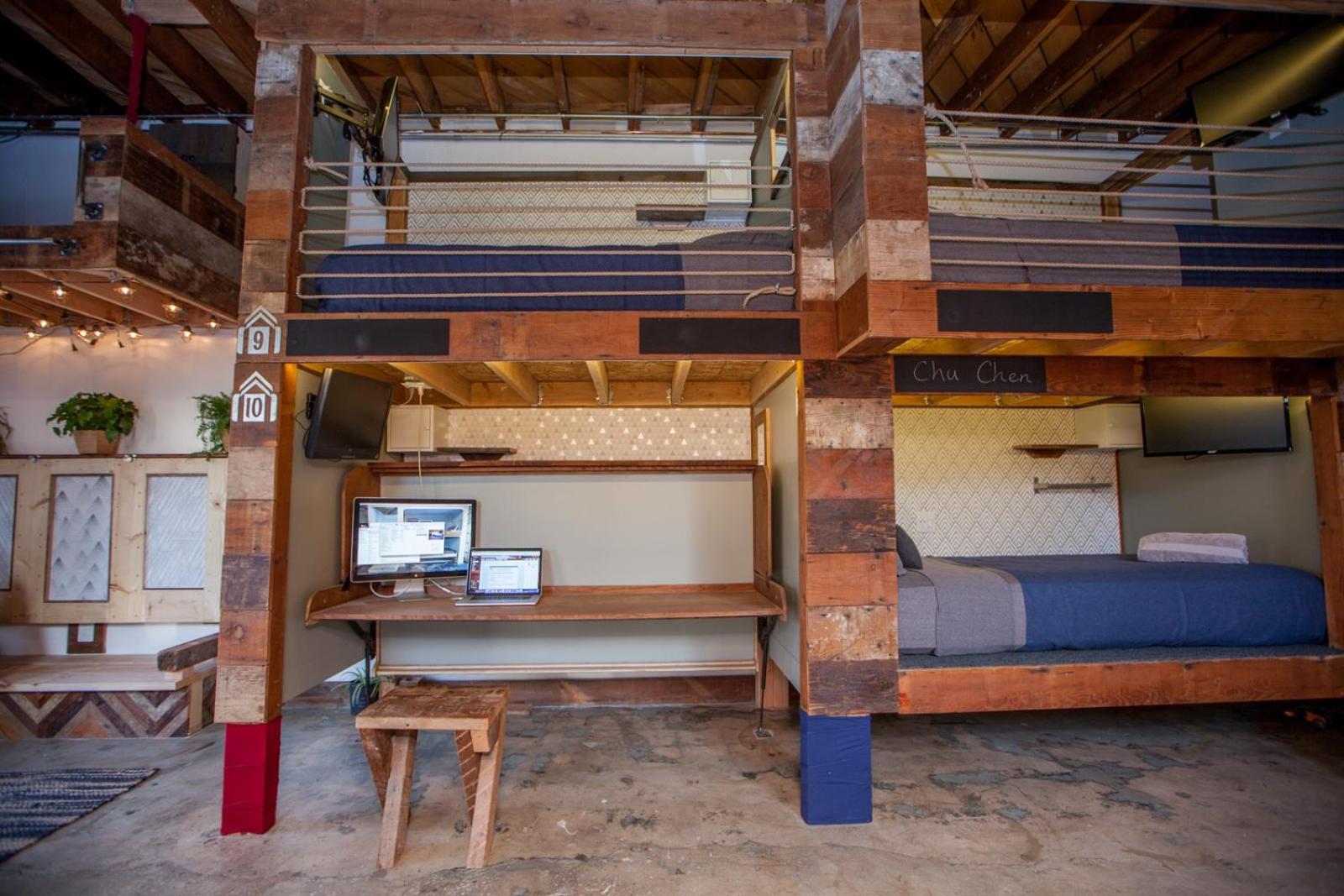 Podshare East Hollywood Hostel - Los Angeles